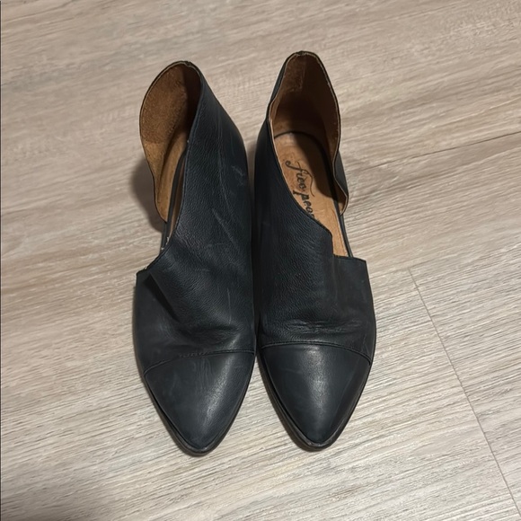 Free People Royale Flat - Picture 3 of 9